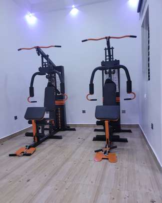 Appareil de musculation multifonctionnel image 4
