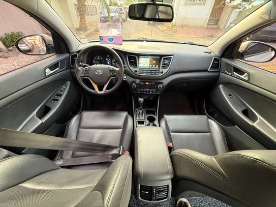 Hyundai teucson image 12