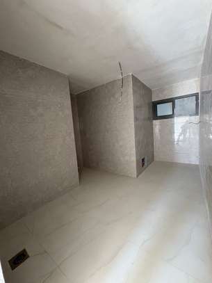 Almadies – Apparemment R+7 haut standing à vendre image 6