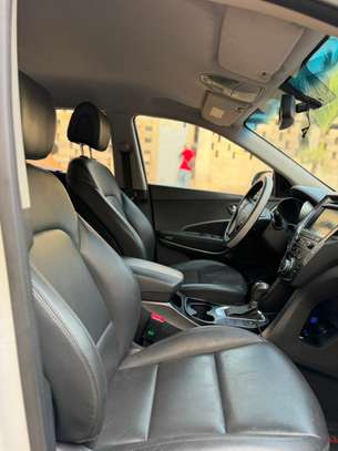 Hyundai Santa Fe image 5