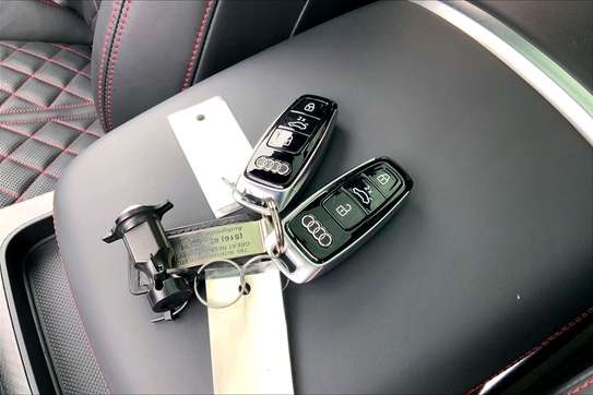AUDI SQ8 V8 2025 FULL OPTIONS image 9