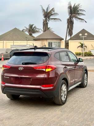 Hyundai Tucson 2017 limited image 8