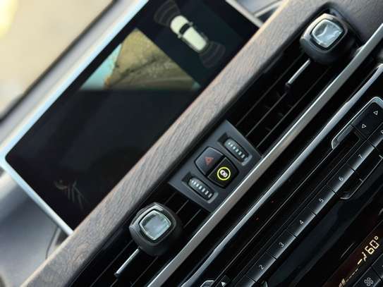 BMW X1 2017 xDrive image 8