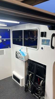 Ambulance Renault Grand model image 7