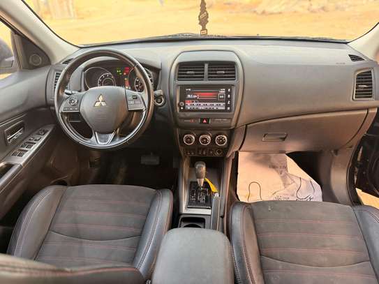 Mitsubishi Outlander 2018 venant image 8