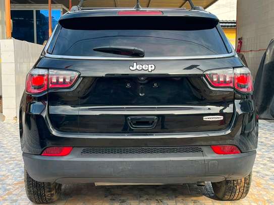 JEEP COMPASS image 6