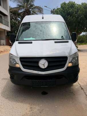 Hassan automobile image 2