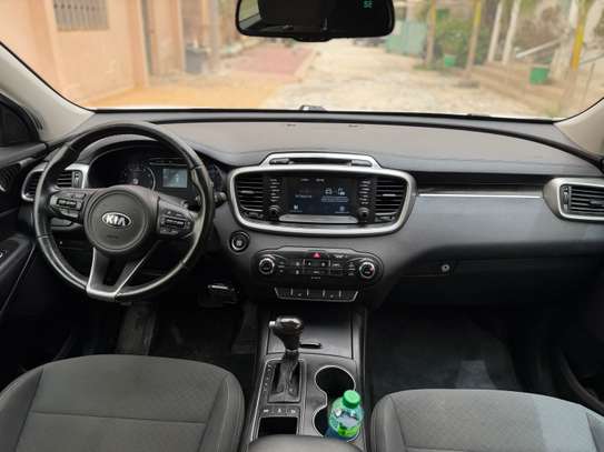 Kia Sorento 2017 image 13