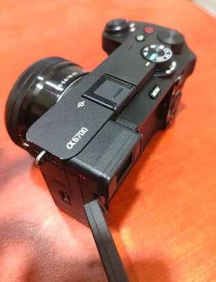 Sony Alpha A76700/16-50mm image 3