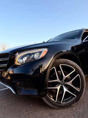 Mercedes Glc 300 image 8