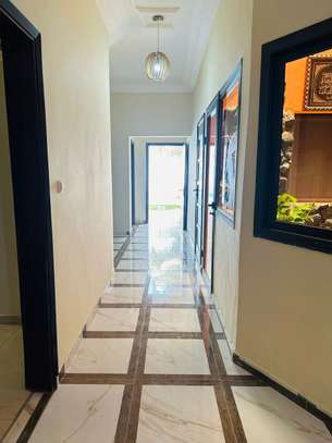 VILLA R+1 A LOUER AUX ALMADIES image 2