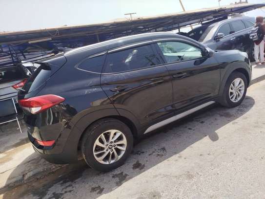 Hyundai tucson 2018 image 6