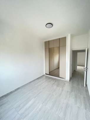 POINT E : Appartement à louer – 3 chambres – 2HM image 6