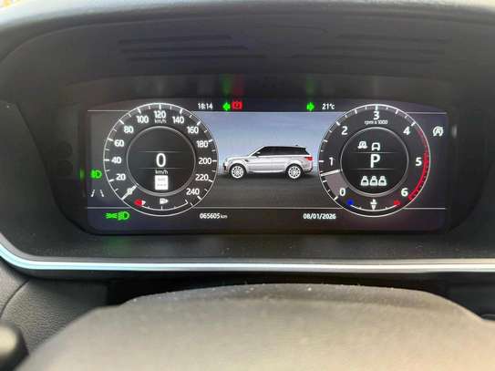 Range Rover image 12