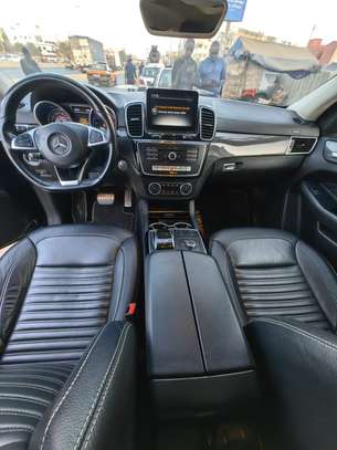 Mercedes GLE image 10