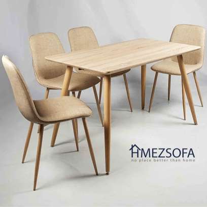 Table à Manger Style Scandinave 4 Personnes en Bois image 2