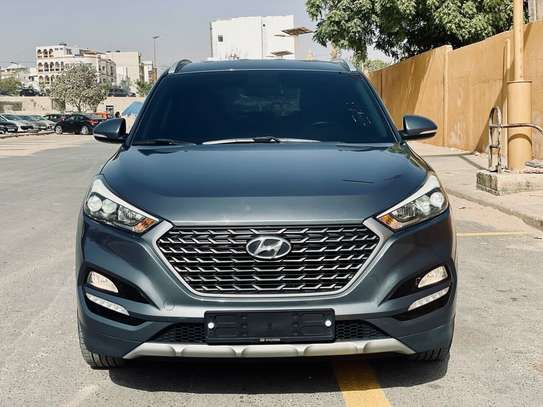 HYUNDAI TUCSON  2018 image 1