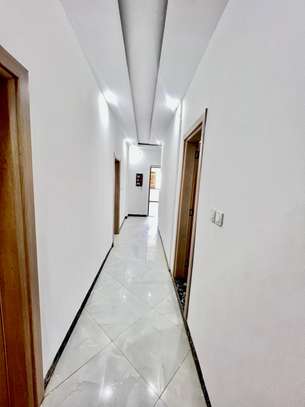 Magnifique appartement de type F4 à louer image 10