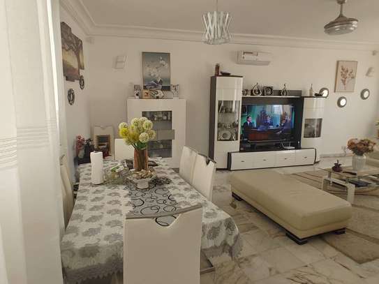 Appartement haut standing f4 sis aux almadies image 3