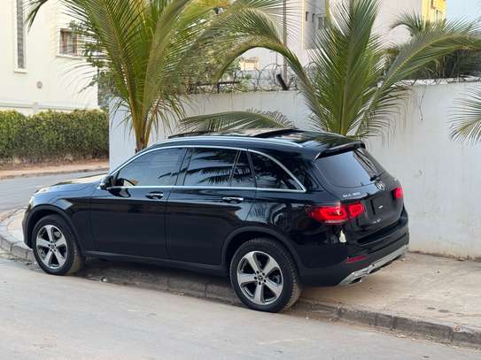 Mercedes GLC 300 image 8