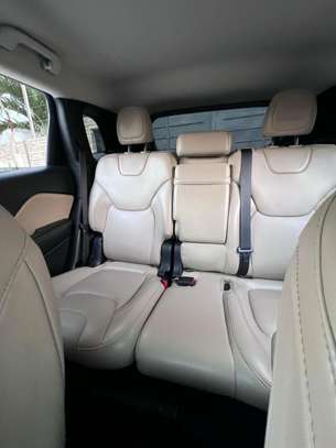 Jeep image 8