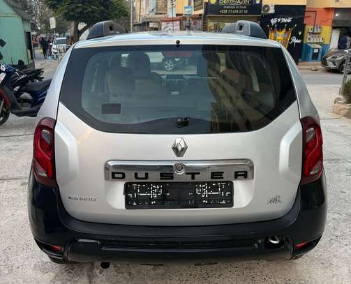 Renault Duster 2018 image 13