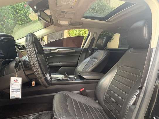 Ford Fusion image 7