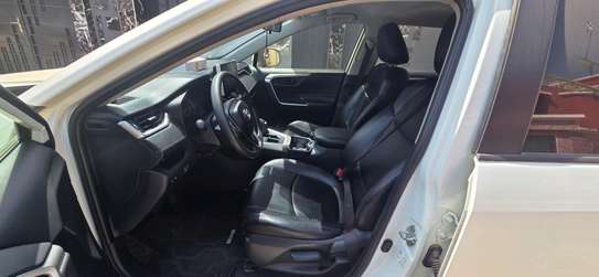 Toyota RAV4 2020 image 5