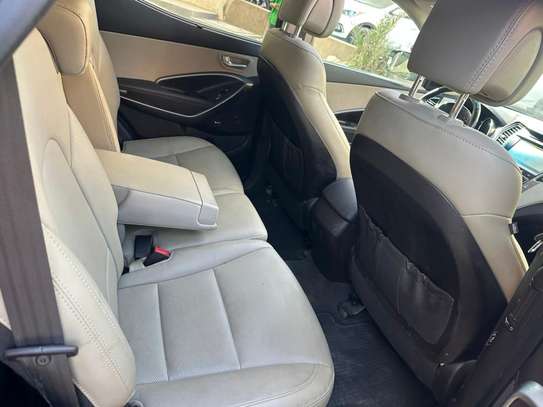 Hyundai santafe 2018 image 10
