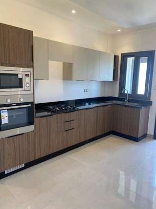 Appartement f4 à louer aux Almadies image 1