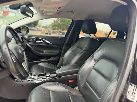 Infiniti QX30 2018 image 4