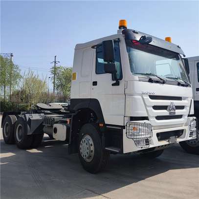Camion tracteur howo 430hp image 4