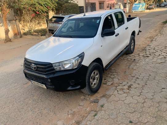Toyota hilux 2017 image 11