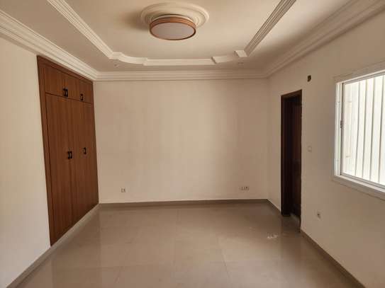 Appartement moderne F4 à louer image 6