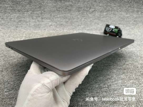 MacBook Pro 2019 13,3 pouces image 3