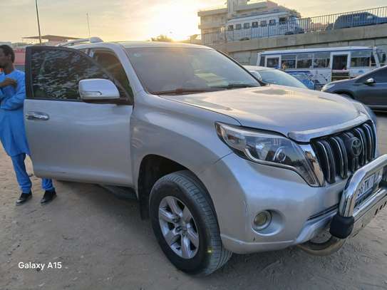 TOYOTA PRADO Année : 2014 image 2