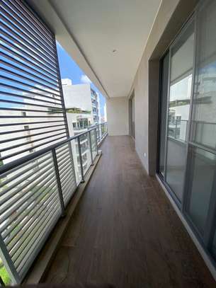 Appartement F4 à louer au Point E image 11