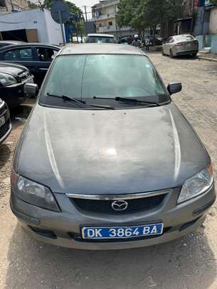 Mazda 323 image 1