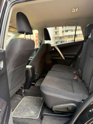 TOYOTA RAV 4 2018 image 10