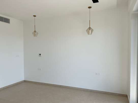Appartement F4 luxueux avec piscine – Almadies image 9