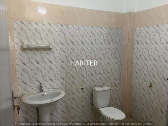 Appartement à louer à Keur Massar image 6