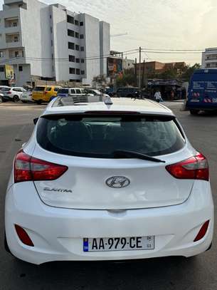 Hyundai elentra Gt année 2013 full option image 10