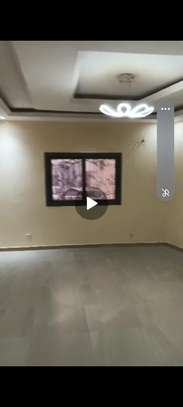 Appartement 2 chambres salon image 5