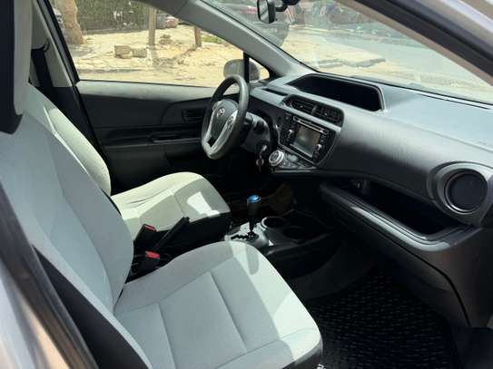 Toyota Prius hybride 2017 image 5