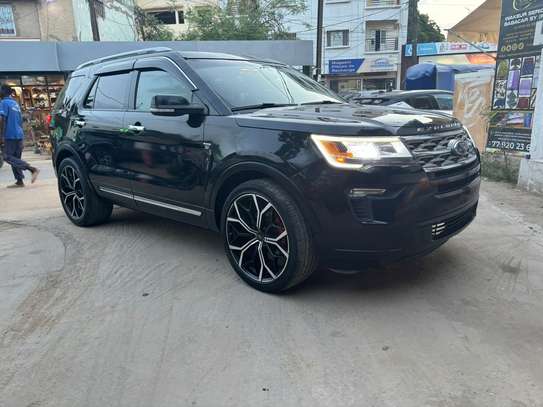 Ford Explorer 2018 image 10