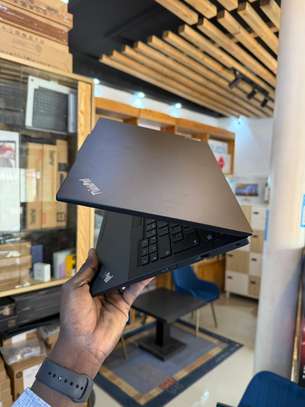 Lenovo E14 Gen 5 - Ryzen 3 Pro | 16GB | 256 SSD image 5