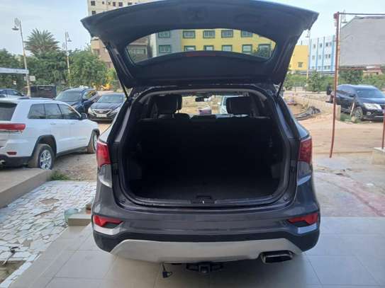 LOCATION HYUNDAI SANTA FE AUTOMATIQUE/ESSENCE image 12