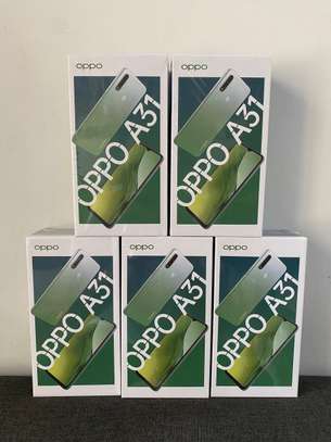 Oppo A31 256giga Scellè tout neuf image 2