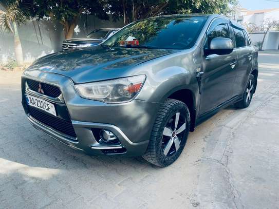 Mitsubishi RVR image 6