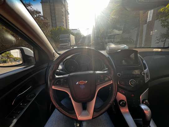 CHEVROLET CRUZE image 6